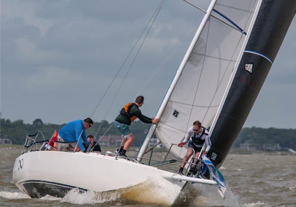 J/105 - UK Sailmakers
