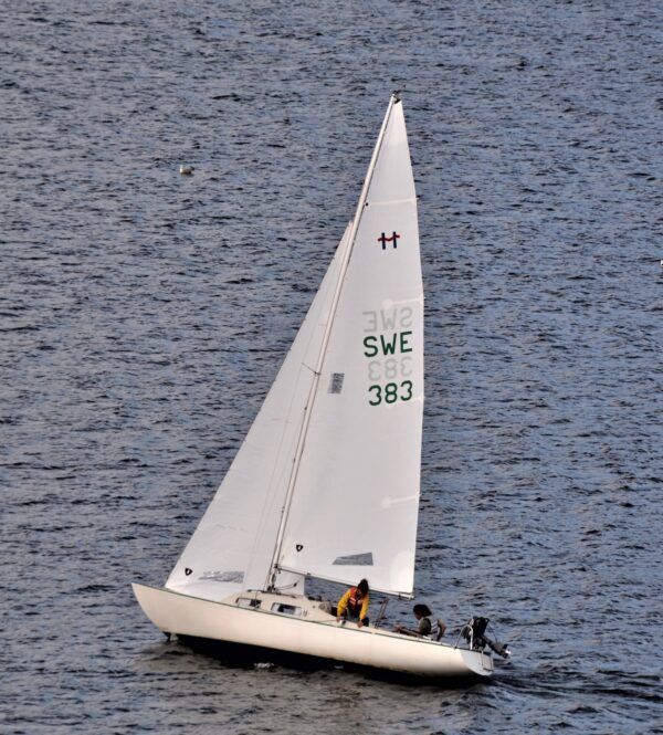 One Design - UK Sailmakers
