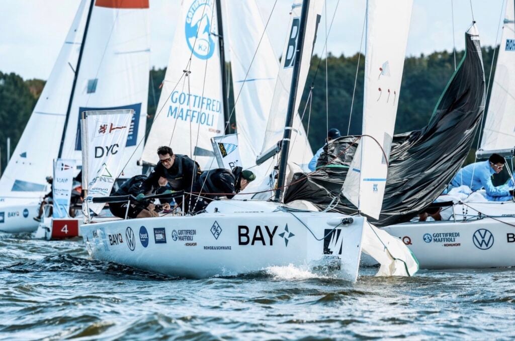 Tips for Photographing Sailboats 6 Expert Tips and One Design Sail Success from UK Sailmakers 0017